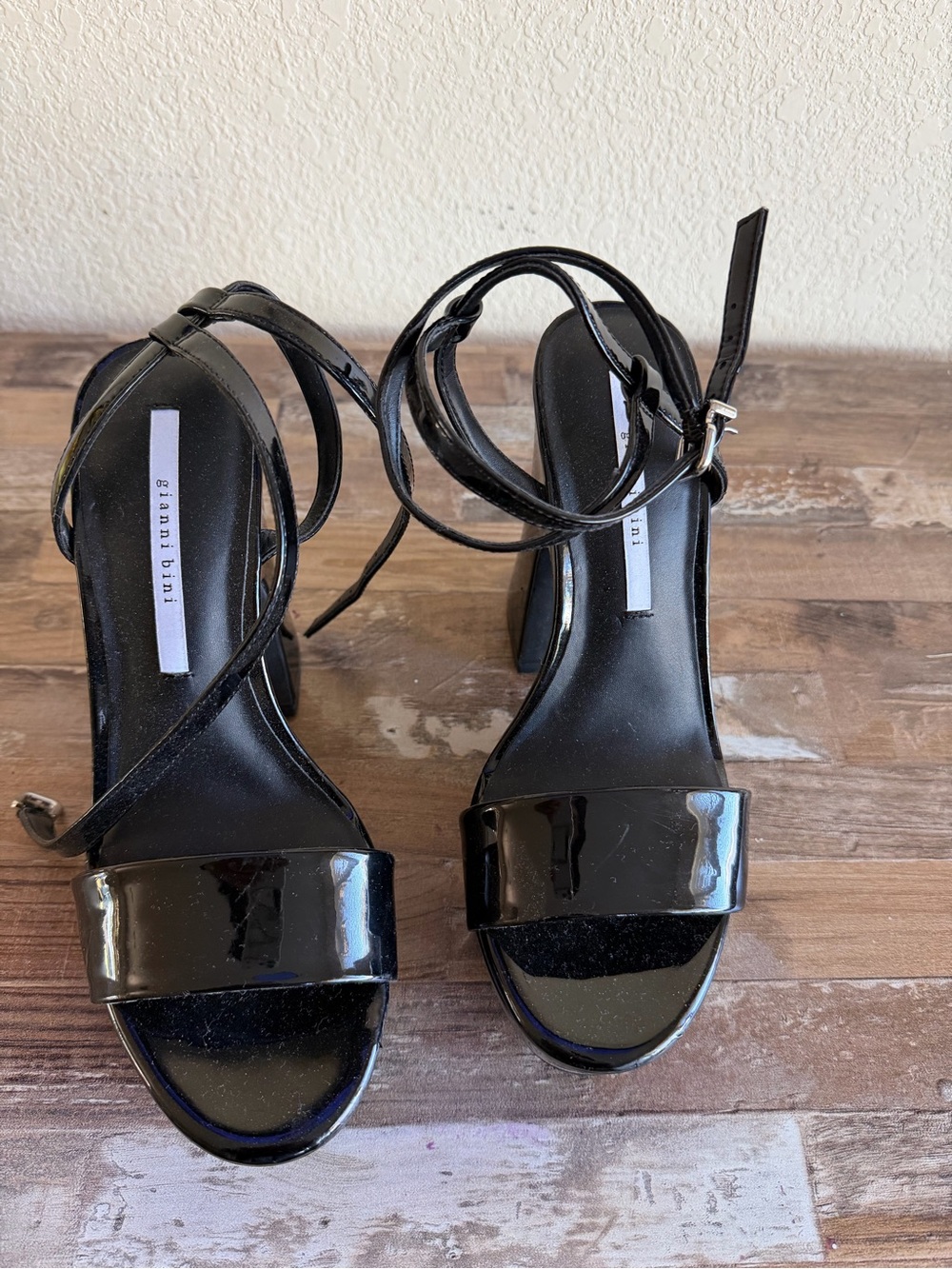 Gianni Bini Black Patent Strappy Block Heel Sandals with Ankle Wrap